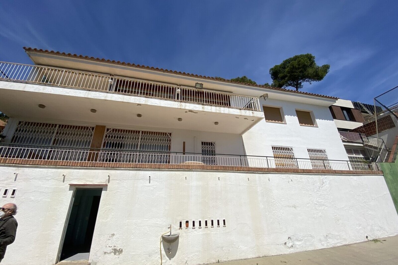 Bellamar — Before